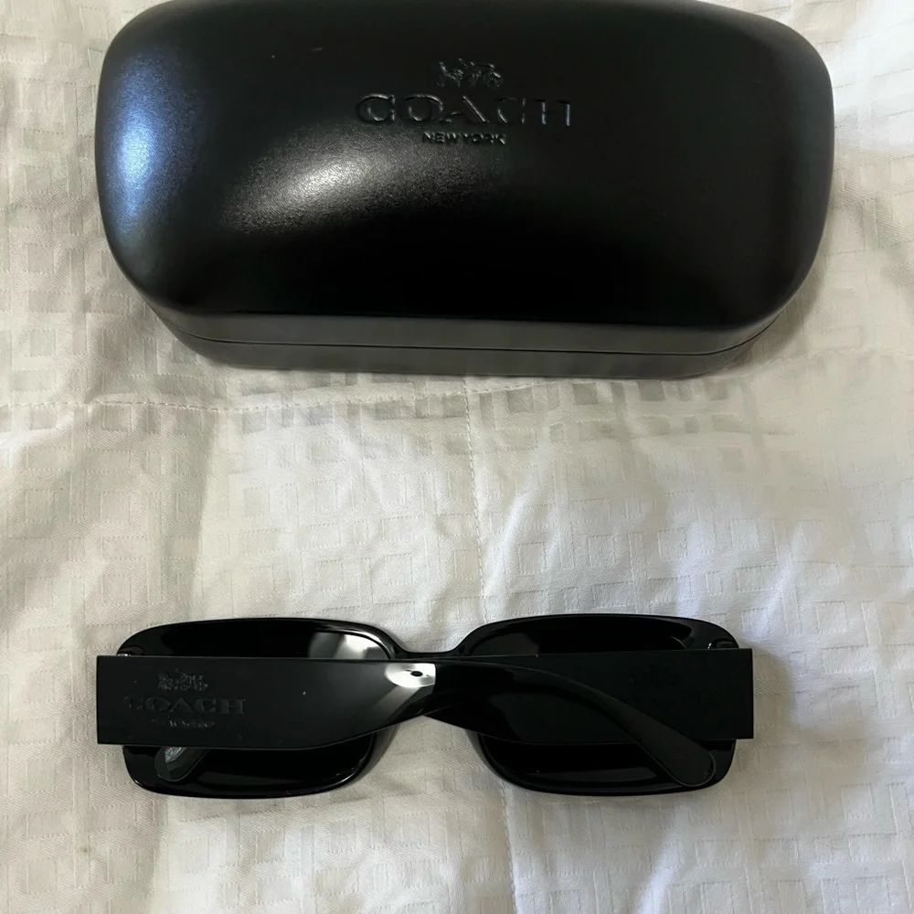 Coach Black Rectangular Sunglasses - Picture 2 of 5